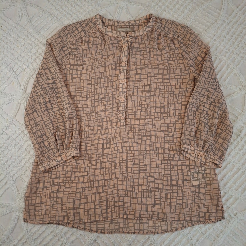 Banana Republic Large Sheer Chiffon Blouse Peach Taupe Henley 3/4 Sleeve Top
